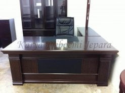 Meja Direktur Minimalis Terbaru