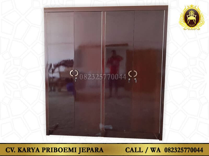 Lemari Pakaian Kayu Jati Minimalis