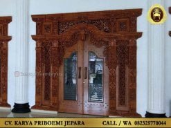 Gebyok Ukir Kaligrafi Kaca Pintu Masjid