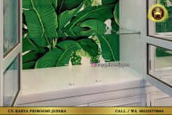 Lemari Pajangan Duco Putih Legacy Minimalis Mewah